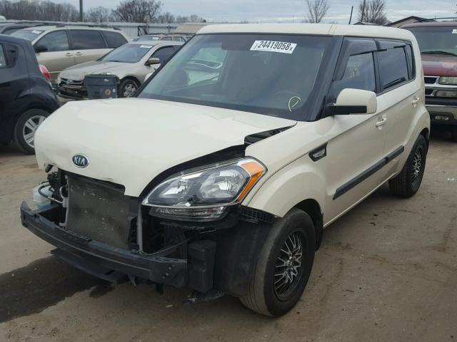 KNDJT2A5XC7407336 - 2012 KIA SOUL CREAM photo 2