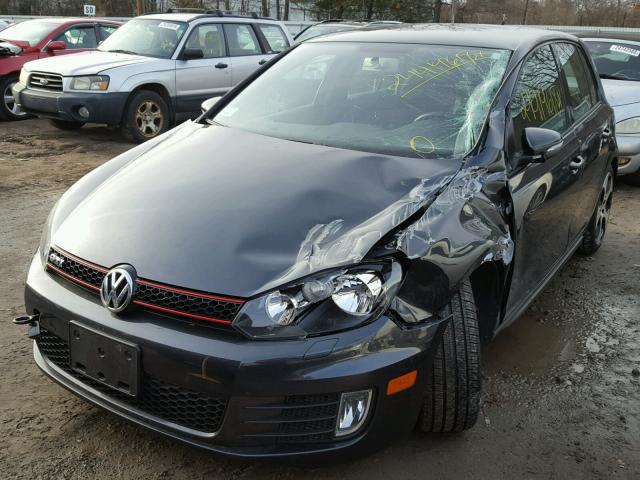 WVWHD7AJ6DW068877 - 2013 VOLKSWAGEN GTI GRAY photo 2