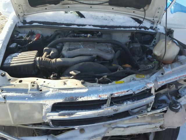 2CNBJ634416914909 - 2001 CHEVROLET TRACKER LT WHITE photo 7