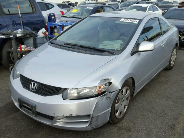 2HGFG1B69AH534366 - 2010 HONDA CIVIC LX SILVER photo 2