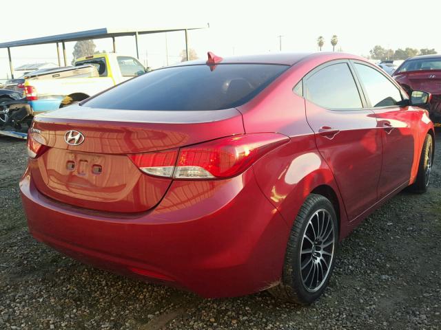 KMHDH4AE1CU275638 - 2012 HYUNDAI ELANTRA GL RED photo 4