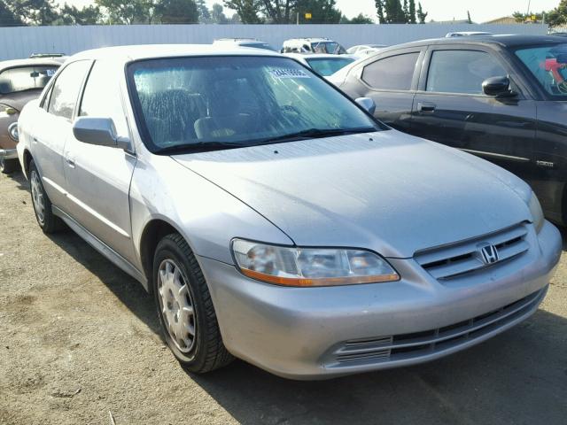 1HGCG655X1A061305 - 2001 HONDA ACCORD LX SILVER photo 1