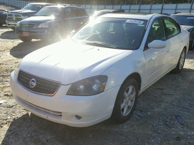 1N4AL11D85C256837 - 2005 NISSAN ALTIMA S WHITE photo 2