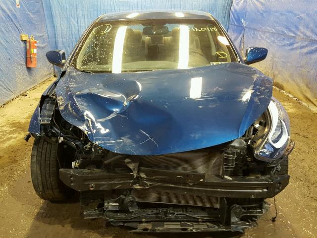 KMHDH4AE2GU520789 - 2016 HYUNDAI ELANTRA SE BLUE photo 9