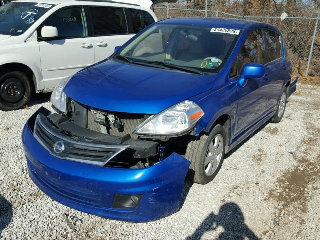 3N1BC1CP4AL439949 - 2010 NISSAN VERSA S BLUE photo 2