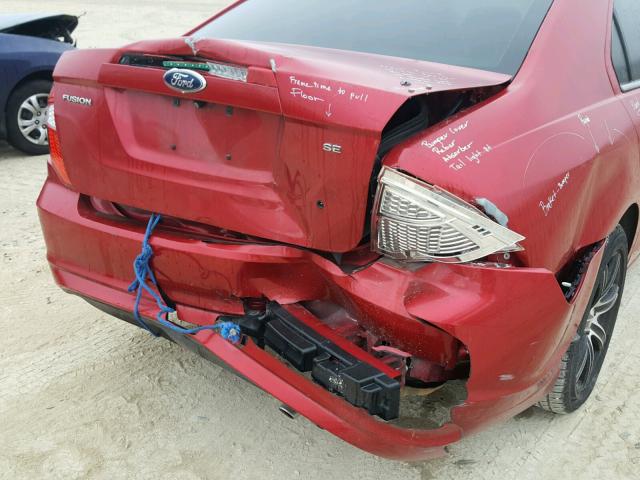 3FAHP0HA7CR364664 - 2012 FORD FUSION SE RED photo 9