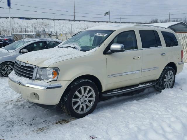 1A8HW58257F553070 - 2007 CHRYSLER ASPEN LIMI CREAM photo 2