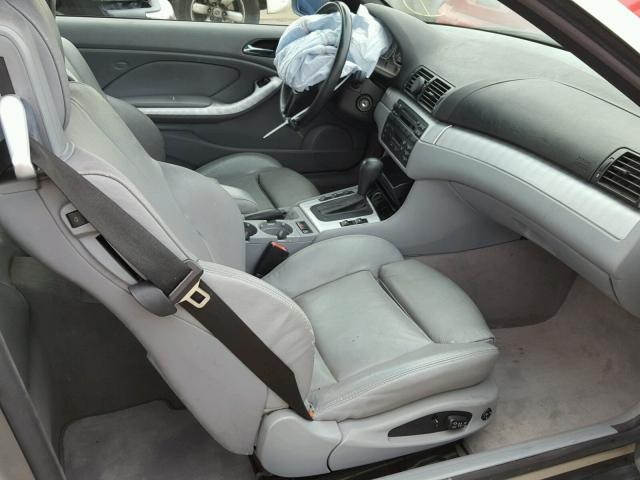 WBABW53405PL50890 - 2005 BMW 330 CI GRAY photo 5