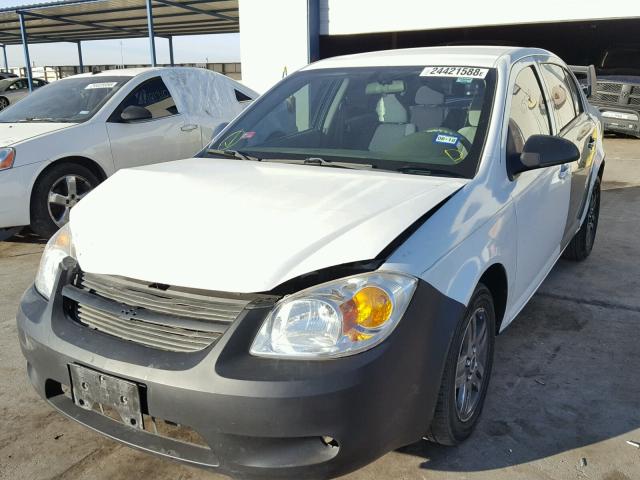 1G1AK55F267733216 - 2006 CHEVROLET COBALT LS WHITE photo 2