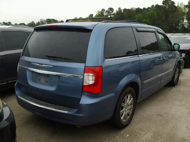 2A4RR8DG0BR747264 - 2011 CHRYSLER TOWN & COU BLUE photo 4