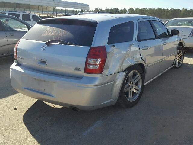 2D8FV48V65H171827 - 2005 DODGE MAGNUM SILVER photo 4