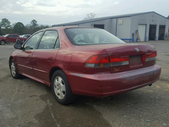 1HGCG165X2A016626 - 2002 HONDA ACCORD EX RED photo 3