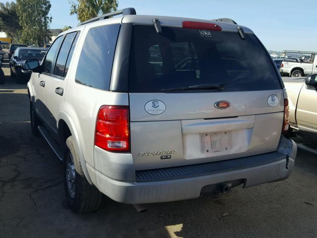 1FMZU62E02ZC71545 - 2002 FORD EXPLORER X SILVER photo 3