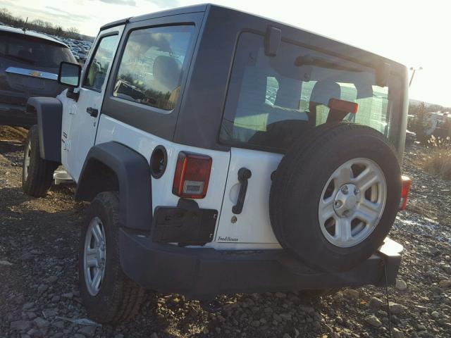 1C4AJWAG4HL510555 - 2017 JEEP WRANGLER S 白色 照片 3