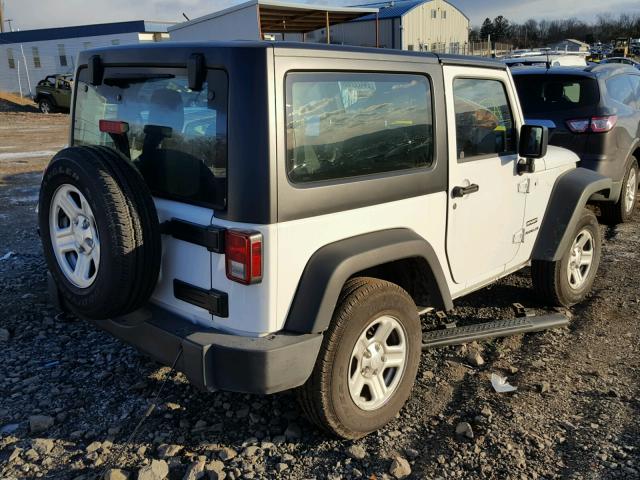 1C4AJWAG4HL510555 - 2017 JEEP WRANGLER S 白色 照片 4
