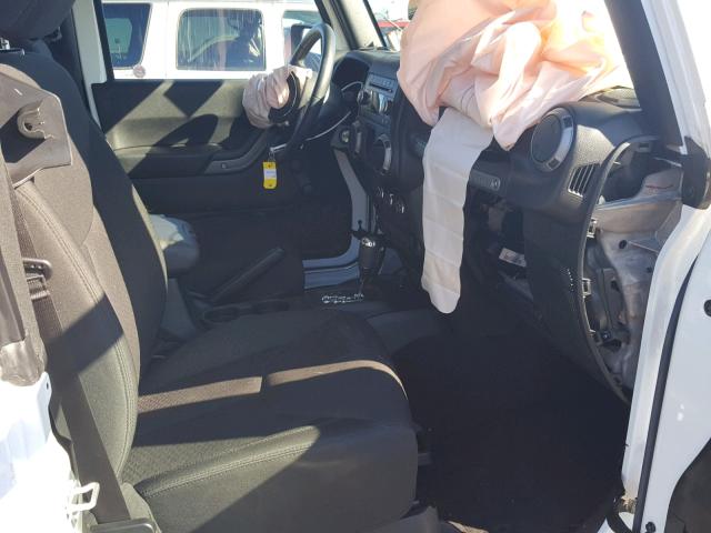 1C4AJWAG4HL510555 - 2017 JEEP WRANGLER S 白色 照片 5