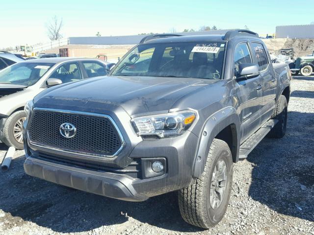 5TFCZ5AN4HX085549 - 2017 TOYOTA TACOMA DOU GRAY photo 2