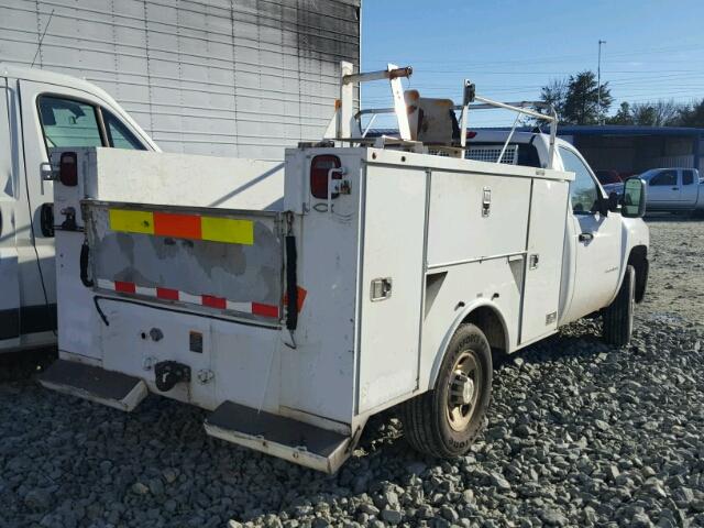 1GBHC24K87E576759 - 2007 CHEVROLET SILVERADO WHITE photo 4