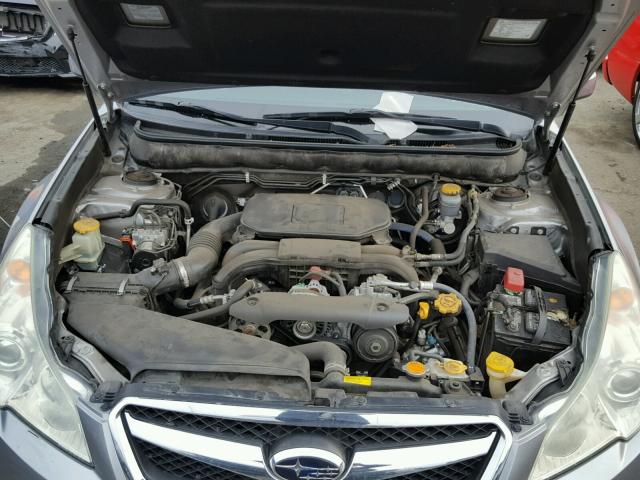 4S3BMBL63B3219741 - 2011 SUBARU LEGACY 2.5 GRAY photo 7