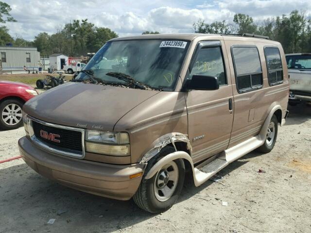 1GDDM19W7WB532972 - 1998 GMC SAFARI XT GOLD photo 2