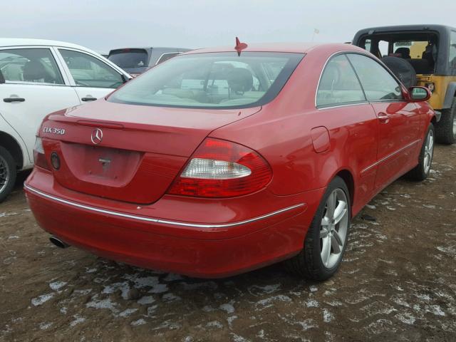 WDBTJ56HX8F239390 - 2008 MERCEDES-BENZ CLK 350 RED photo 4