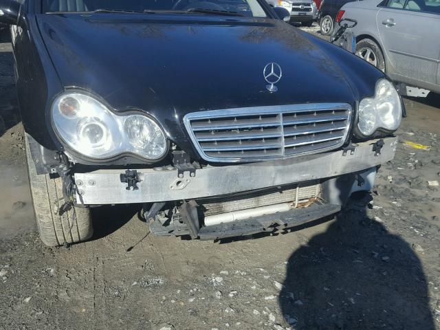 WDBRF64J65F605851 - 2005 MERCEDES-BENZ C 320 BLACK photo 9