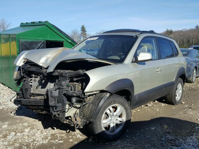 KM8JN72D56U364653 - 2006 HYUNDAI TUCSON GLS SILVER photo 2