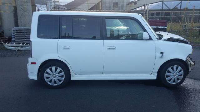 JTLKT324650208123 - 2005 TOYOTA SCION XB 白色 照片 9