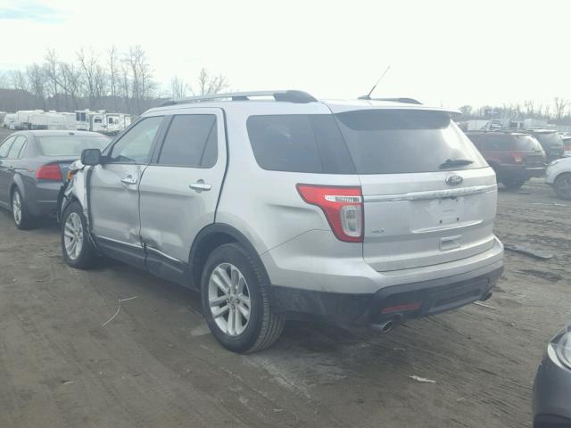 1FMHK7D85BGA86711 - 2011 FORD EXPLORER X SILVER photo 3