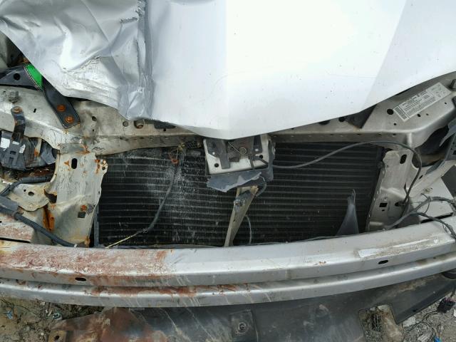 2G2WP522851344869 - 2005 PONTIAC GRAND PRIX Gümüş foto 7