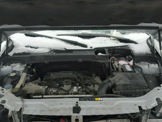 SALFT24N39H140196 - 2009 LAND ROVER LR2 HSE TE SILVER photo 7