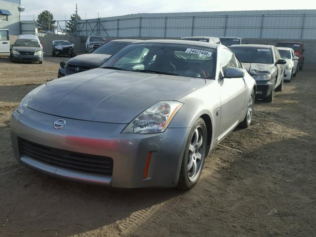 JN1AZ34E43T003913 - 2003 NISSAN 350Z COUPE SILVER photo 2