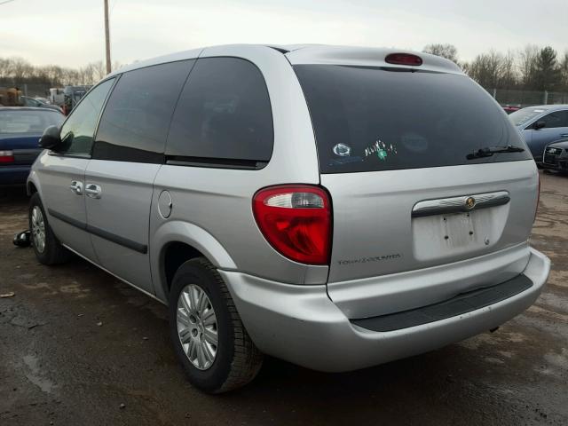 1A4GP45R66B655232 - 2006 CHRYSLER TOWN & COU SILVER photo 3