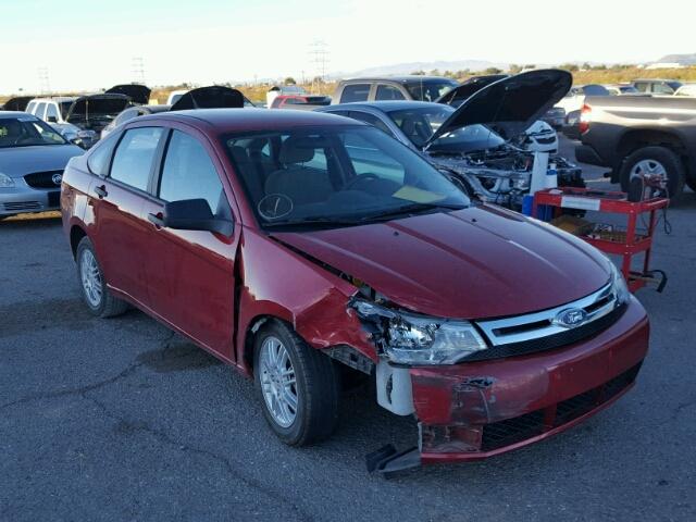 1FAHP3FN7AW280524 - 2010 FORD FOCUS SE RED photo 1