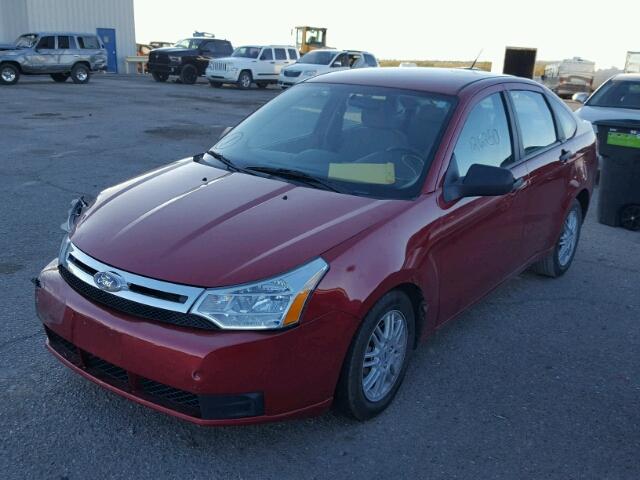 1FAHP3FN7AW280524 - 2010 FORD FOCUS SE RED photo 2