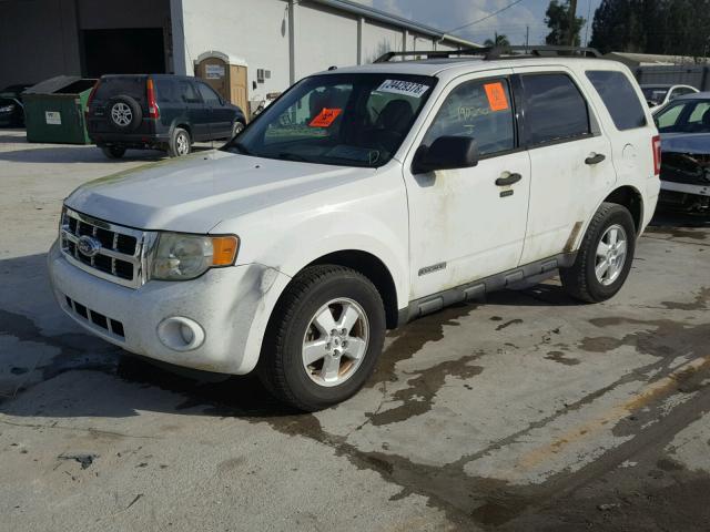 1FMCU03Z48KB09942 - 2008 FORD ESCAPE XLT WHITE photo 2