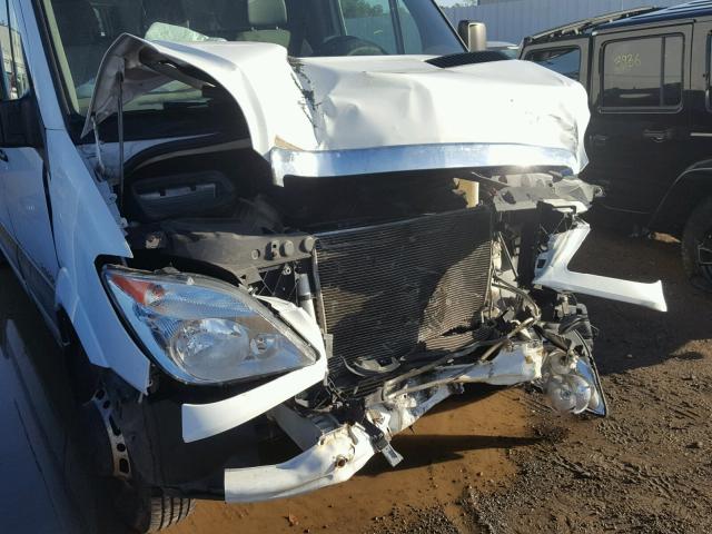 WD0PF445485226509 - 2008 DODGE SPRINTER 3 WHITE photo 9