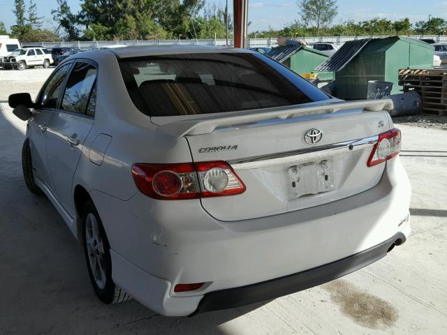 2T1BU4EE5BC637662 - 2011 TOYOTA COROLLA BA WHITE photo 3