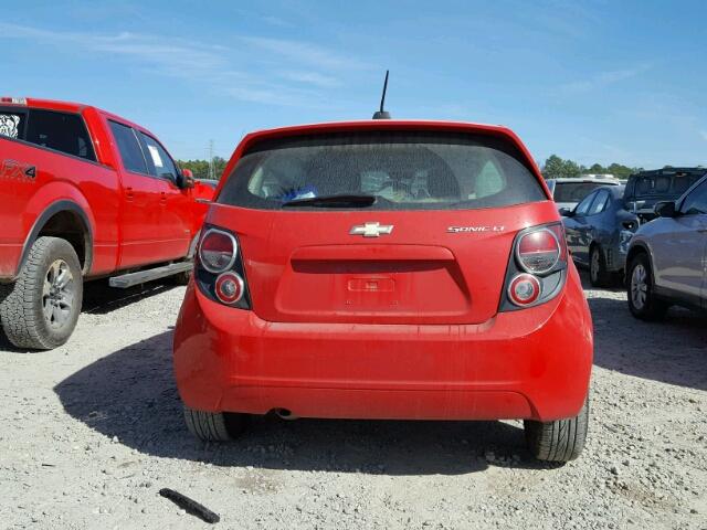 1G1JC6SH9F4124134 - 2015 CHEVROLET SONIC LT RED photo 9