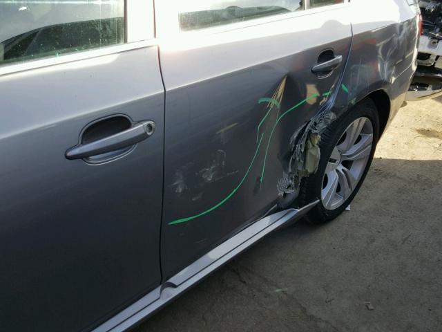 WBANU5C5XAC126071 - 2010 BMW 528 I GRAY photo 9