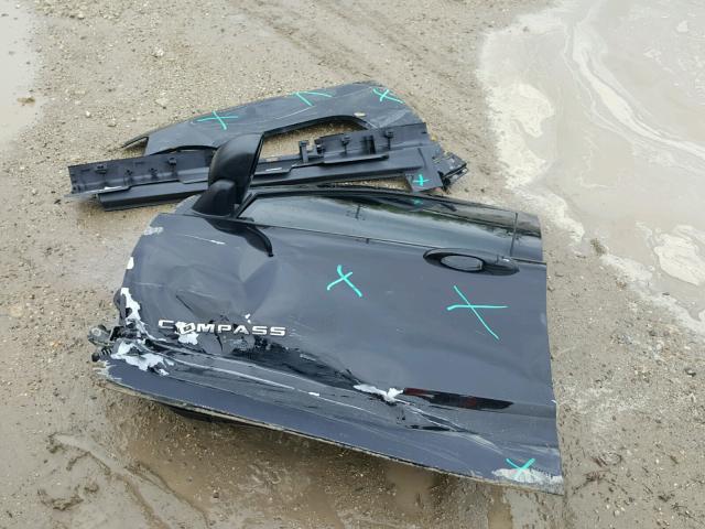 1C4NJCBAXED843827 - 2014 JEEP COMPASS SP BLACK photo 9