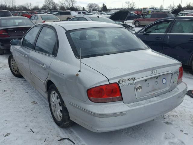 KMHWF35H63A849780 - 2003 HYUNDAI SONATA GLS SILVER photo 3