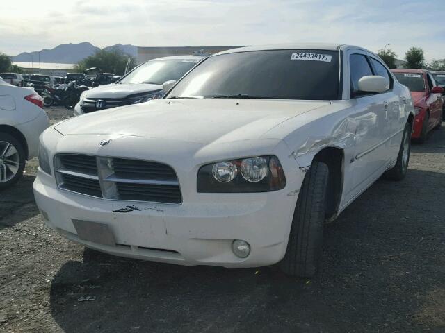 2B3CA3CV1AH188562 - 2010 DODGE CHARGER SX WHITE photo 2