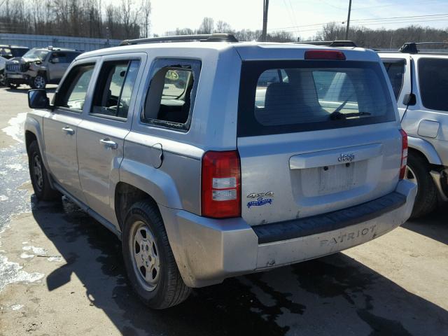 1J4NF2GB8AD601393 - 2010 JEEP PATRIOT SP SILVER photo 3