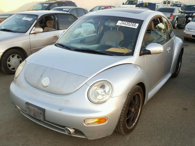 3VWCD31C14M409216 - 2004 VOLKSWAGEN NEW BEETLE SILVER photo 2