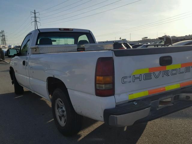 1GCEC14V02Z213702 - 2002 CHEVROLET SILVERADO WHITE photo 3