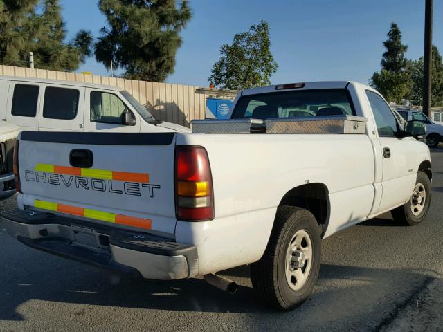 1GCEC14V02Z213702 - 2002 CHEVROLET SILVERADO WHITE photo 4