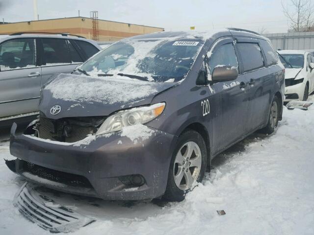 5TDZK3DC0ES455376 - 2014 TOYOTA SIENNA BAS GRAY photo 2