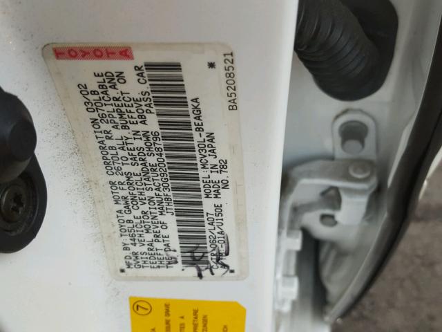 JTHBF30G920048796 - 2002 LEXUS ES 300 WHITE photo 10