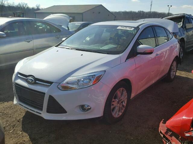 1FAHP3H26CL233895 - 2012 FORD FOCUS SEL WHITE photo 2